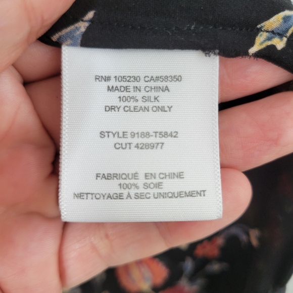 Joie Brittin Silk Floral Blouse - Picture 9 of 9